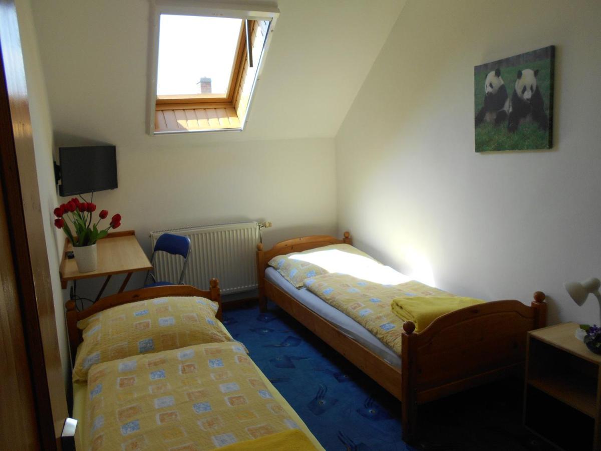 Bed and Breakfast Arpad Panzio Дьєр Екстер'єр фото