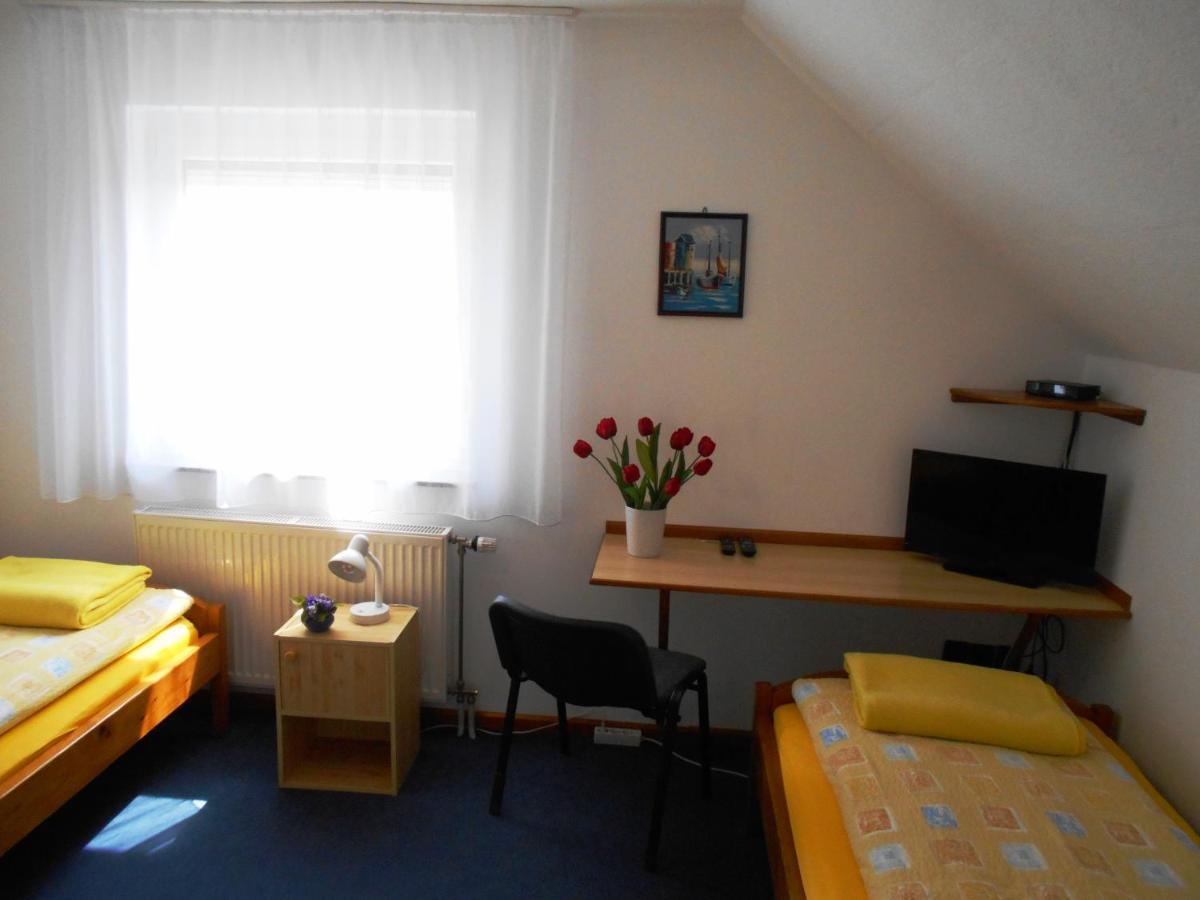 Bed and Breakfast Arpad Panzio Дьєр Екстер'єр фото
